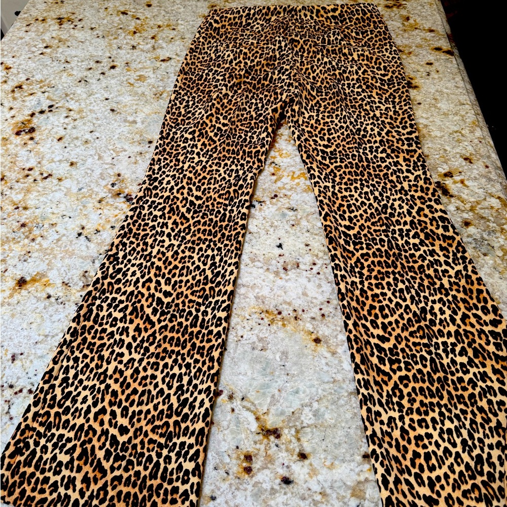 Alice + Olivia Leopard Print Bootcut Flare Pants - Sz 10